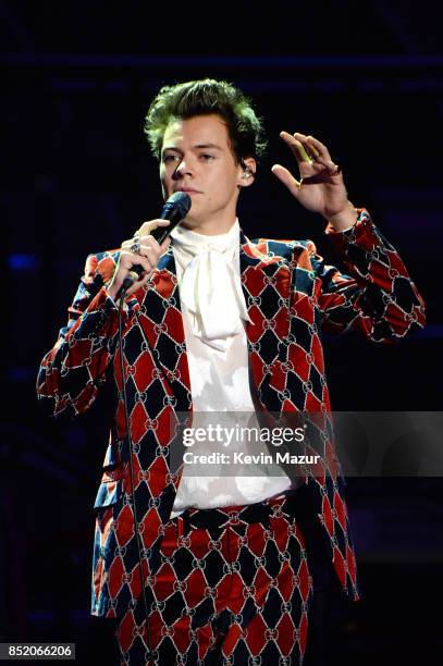 Harry Styles performs onstage during the 2017 iHeartRadio Music Festival at T-Mobile Arena on September 22, 2017 in Las Vegas, Nevada.