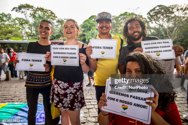 Protesters protest on Avenida Paulista on 22 September 2017 against Judge Waldemar Cláudio de Carvalho of the 14th Federal District Court, granted an...