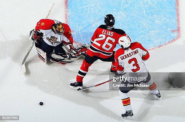 Craig Anderson of the Florida Panthers skates against the New Jersey Devils at the Prudential Center on February 28, 2009 in Newark, New Jersey. The...