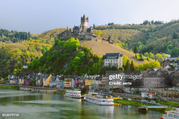 cityscape of cochem and the river moselle, germany - mosel valley stock pictures, royalty-free photos & images