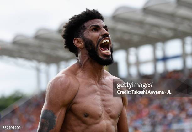 Patric of Sanfrecce Hiroshima celebrates scoring his side's first goal during the J.League J1 match between Shimizu S-Pulse and Sanfrecce Hiroshima...