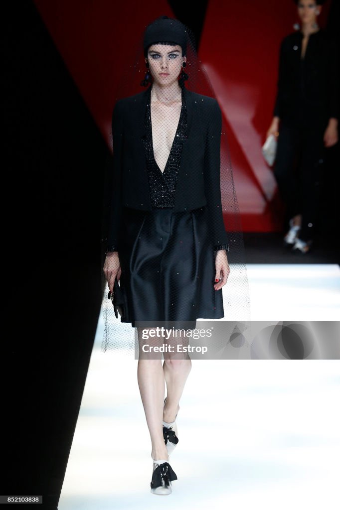 Giorgio Armani - Runway - Milan Fashion Week Spring/Summer 2018
