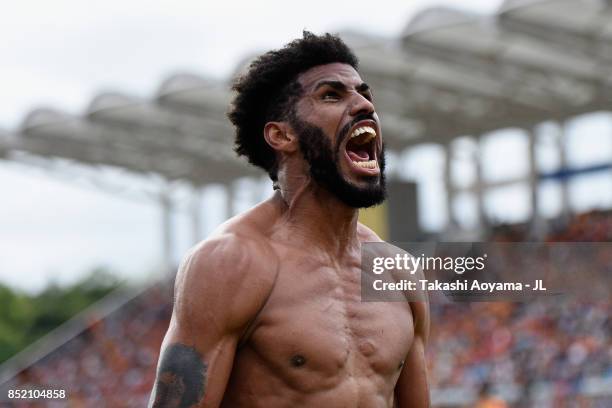 Patric of Sanfrecce Hiroshima celebrates scoring his side's first goal during the J.League J1 match between Shimizu S-Pulse and Sanfrecce Hiroshima...