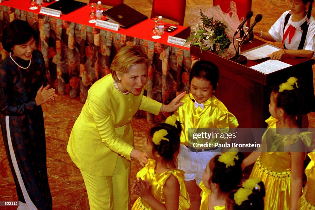 Clinton Visits Ho Chi Minh City