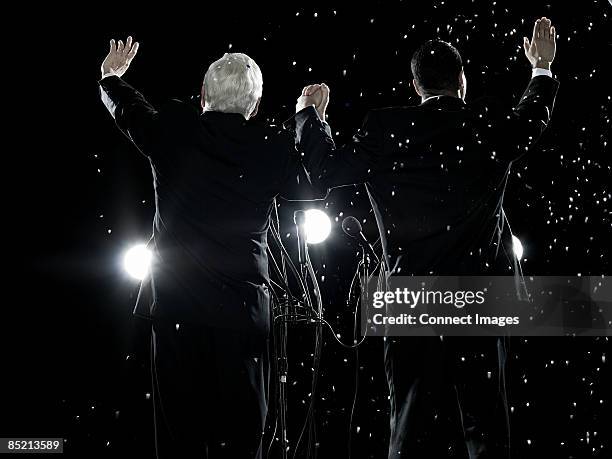 politicians waving - presidente fotografías e imágenes de stock