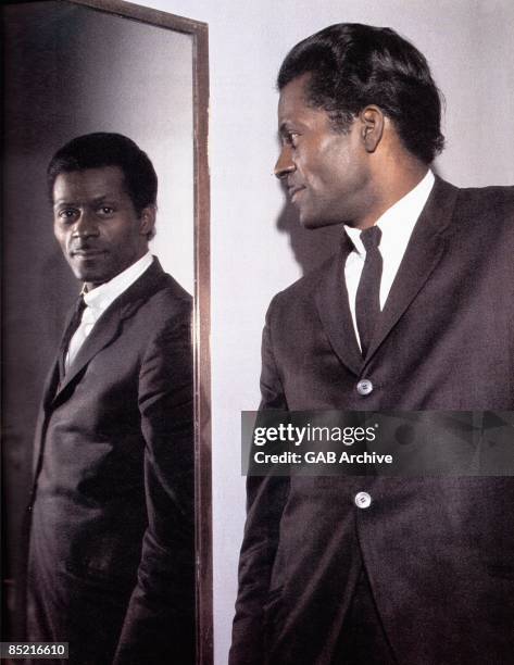 Photo of Chuck BERRY; Posed portrait of Chuck Berry, mirror