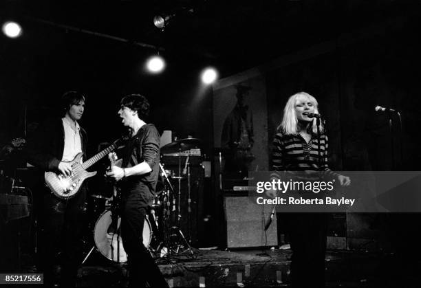 Photo of Debbie HARRY and Chris STEIN and BLONDIE, L-R: ?, Chris Stein, Debbie Harry