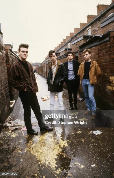 Photo of The Smiths and Andy ROURKE and Mike JOYCE and MORRISSEY and Johnny MARR; L-R: Morrissey, Johnny Marr, Mike Joyce, Andy Rourke - posed, group...