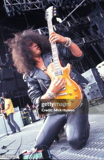 Slash Live Rig Slash And 1995 Photos and Premium High Res Pictures - Getty Images