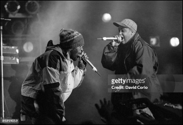 De La Soul performing at The Palladium, New York City on 1 January 1994. Posdnous and Trugoy The Dove.
