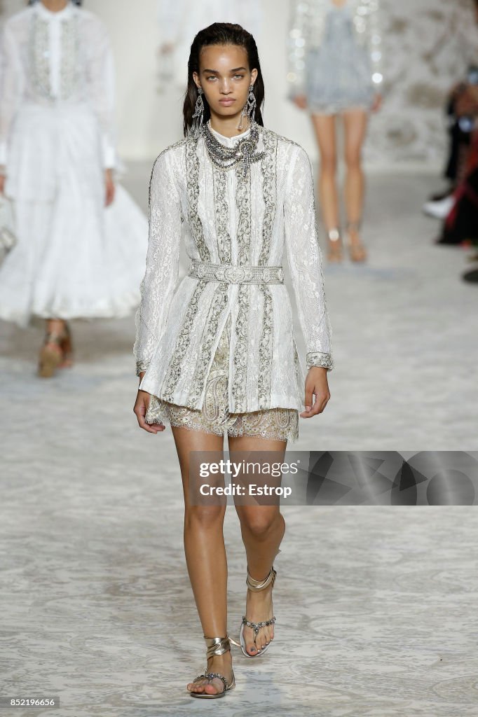 Etro - Runway - Milan Fashion Week Spring/Summer 2018