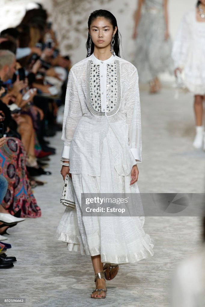 Etro - Runway - Milan Fashion Week Spring/Summer 2018