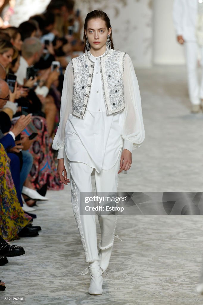 Etro - Runway - Milan Fashion Week Spring/Summer 2018