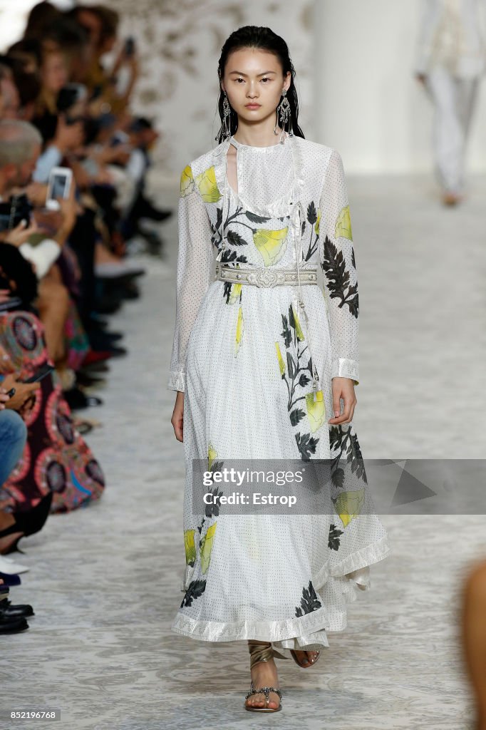 Etro - Runway - Milan Fashion Week Spring/Summer 2018