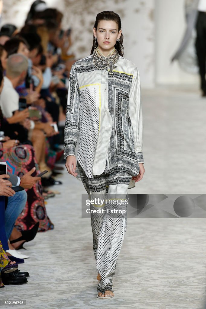 Etro - Runway - Milan Fashion Week Spring/Summer 2018