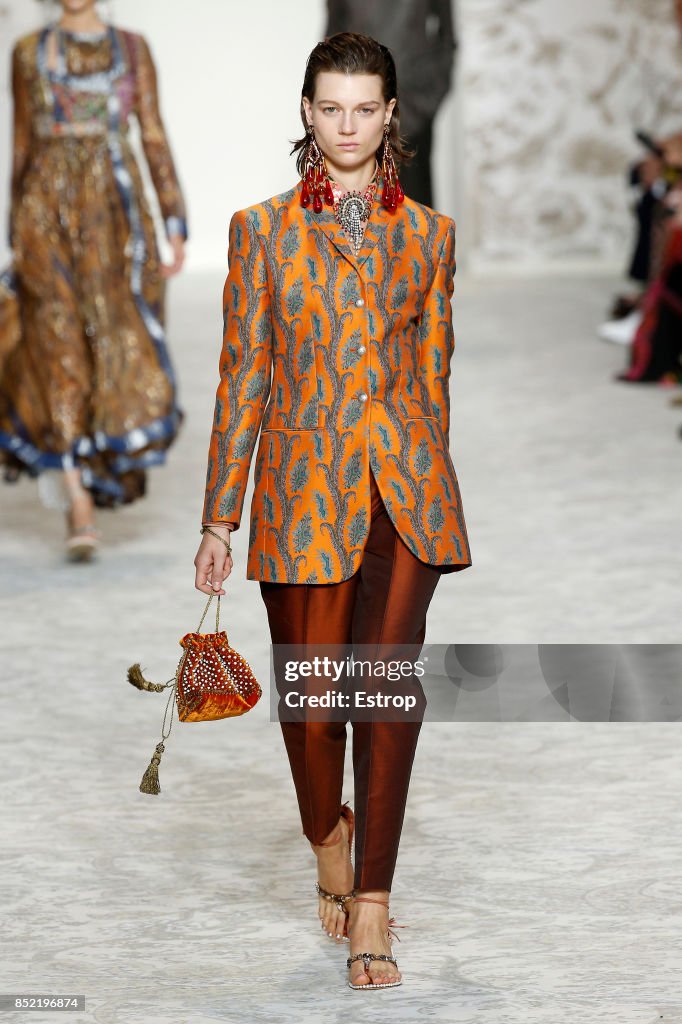 Etro - Runway - Milan Fashion Week Spring/Summer 2018