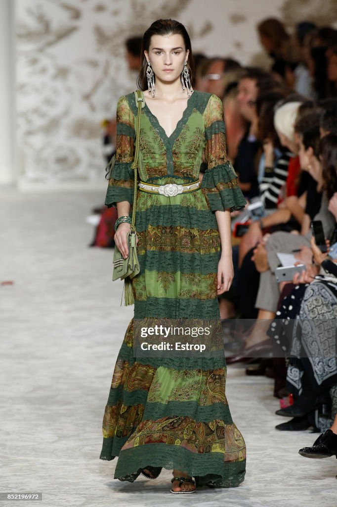 Etro - Runway - Milan Fashion Week Spring/Summer 2018