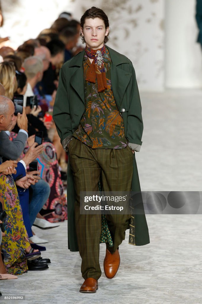 Etro - Runway - Milan Fashion Week Spring/Summer 2018