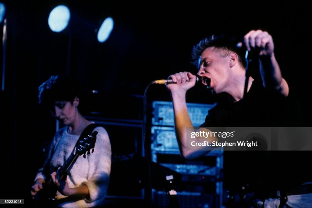 Photo of Bernard SUMNER and Gillian GILBERT and NEW ORDER