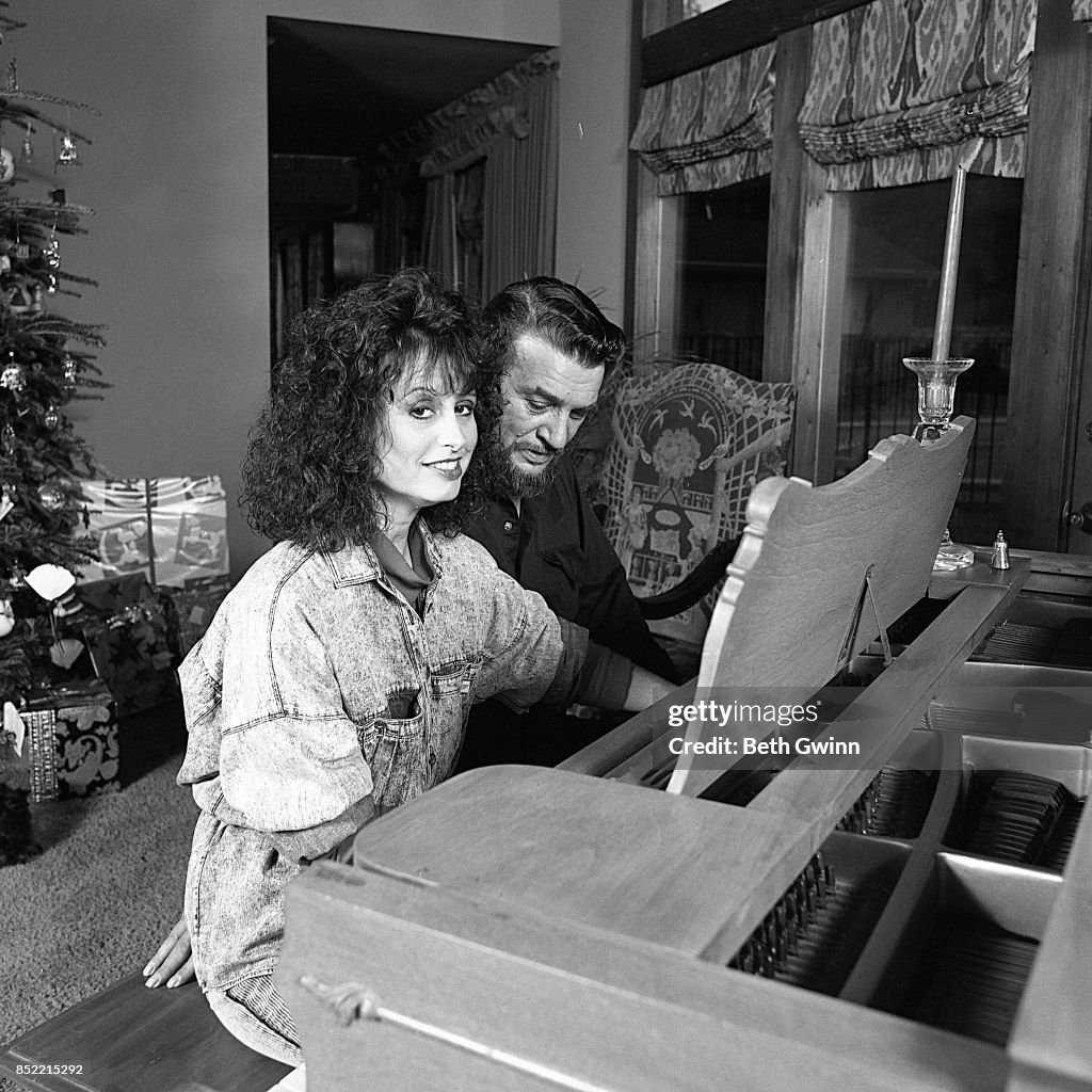 Waylon Jennings And Jessi Colter