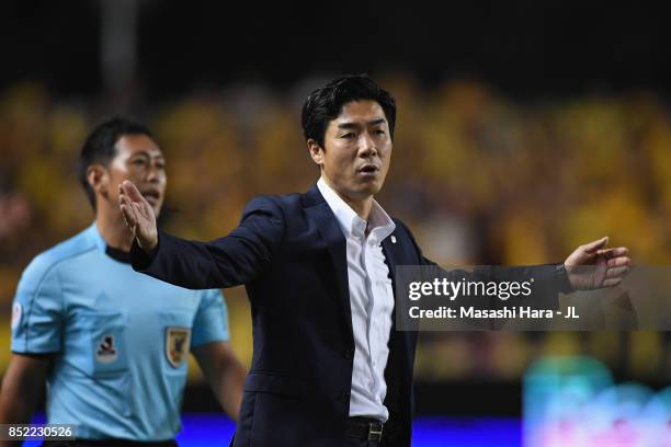 Head coach Yoon Jung Hwan of Cerezo Osaka reacts during the J.League J1 match between Cerezo Osaka and Vegalta Sendai at Kincho Stadium on September...