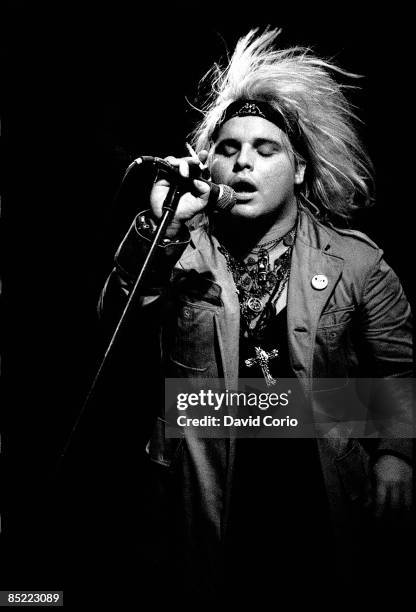 Photo of Jeffrey Lee PIERCE and GUN CLUB; Jeffrey Lee Pierce performing at The Venue, London