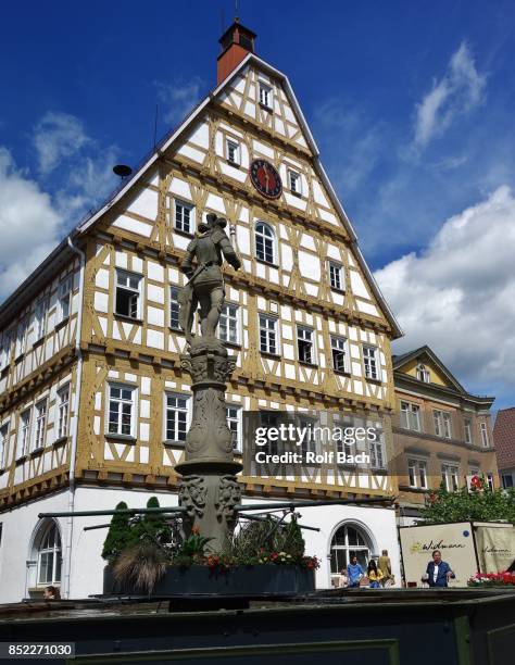 leonberg ,traditional houses on market square , town hall - leonberger stock-fotos und bilder