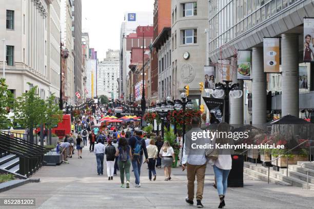 sparks street mall, ottawa, kanada im sommer - ottawa stock-fotos und bilder