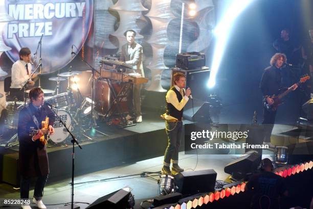 Photo of Kaiser Chiefs @ Mercury Music Awards 2005, Kaiser Chiefs @ Mercury Music Awards 2005, Grosvenor House - 06/09/05