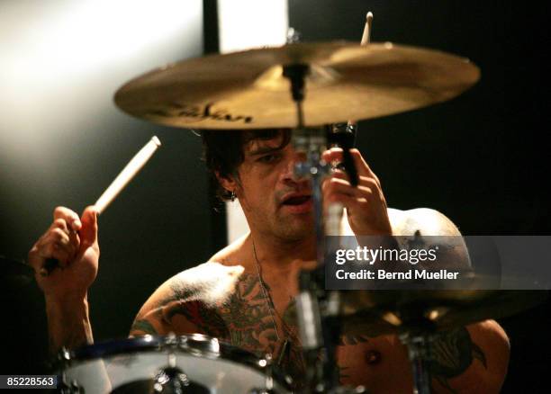 Photo of QUEENS OF THE STONE AGE, Musik, music, Rock, Pop, Rock n roll, Reggae,, live in concert, live on stage,, Roskilde Music Festival 2007,...