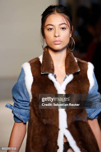 Model walks the runway at the Simonetta Ravizza show during Milan Fashion Week Spring/Summer 2018 on September 23, 2017 in Milan, Italy.