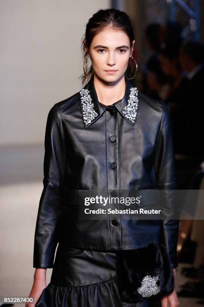 Model walks the runway at the Simonetta Ravizza show during Milan Fashion Week Spring/Summer 2018 on September 23, 2017 in Milan, Italy.