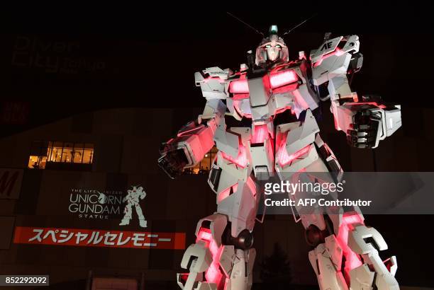 39 Unicorn Gundam Photos and Premium High Res Pictures - Getty Images