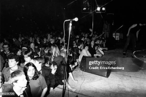 Punk Fans Punk Concert Photos and Premium High Res Pictures - Getty Images
