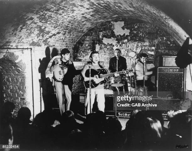 Photo of GERRY & THE PACEMAKERS and CAVERN CLUB, - - L to R: Les Chadwick, Gerry Marsden, Freddie Marsden, Les Maguire