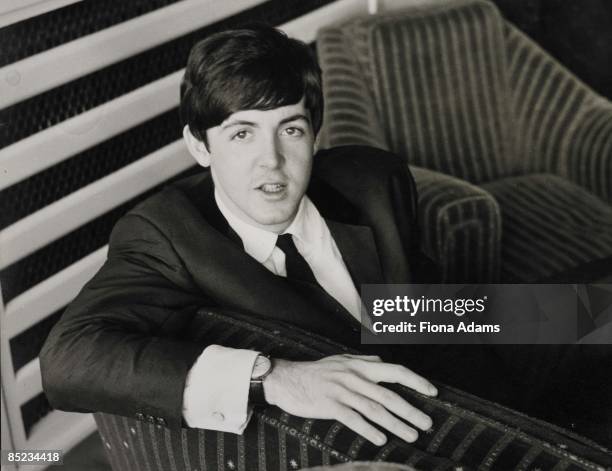 Photo of Paul McCARTNEY and BEATLES; Paul McCartney, posed