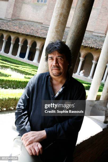 Chilean writer Luis Sepulveda. His first novel Le vieux qui lisait des romans d'amour enjoyed worldwide success. Now based in Spain he also directs...