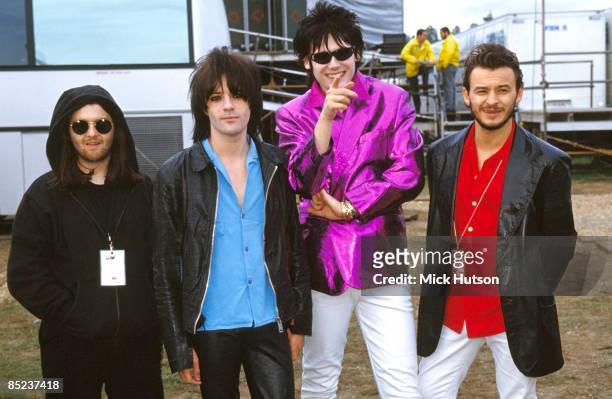 Photo of MANIC STREET PREACHERS and Nicky WIRE and Richey EDWARDS and Sean MOORE and James Dean BRADFIELD, L-R: Sean Moore, Richey Edwards, Nicky...