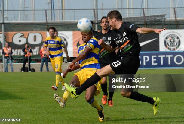 Baraye of Parma competes with Modolo of Venezia during the Serie B match between Venezia FC and Parma Calcio on September 23, 2017 in Venice, Italy.