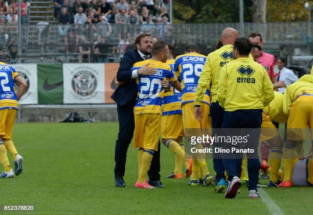 Di Cesare of Parma celebrates after scoring his opening goal during the Serie B match between Venezia FC and Parma Calcio on September 23, 2017 in...