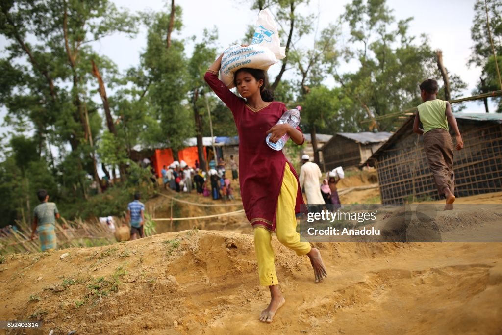 Rohingya people fled from oppression in Myanmar