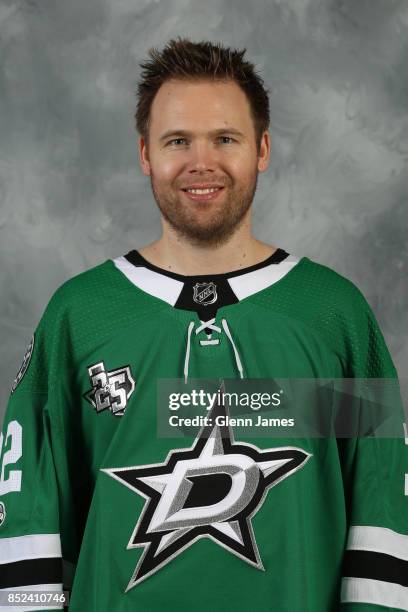 Kari Lehtonen of the Dallas Stars poses for his official headshot for the 2017-2018 season on September 14, 2017 at the Dr. Pepper Star Center in...