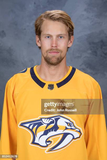 Anders Lindback of the Nashville Predators poses for his official headshot for the 2017-2018 season on September 14, 2017 at Bridgestone Arena in...