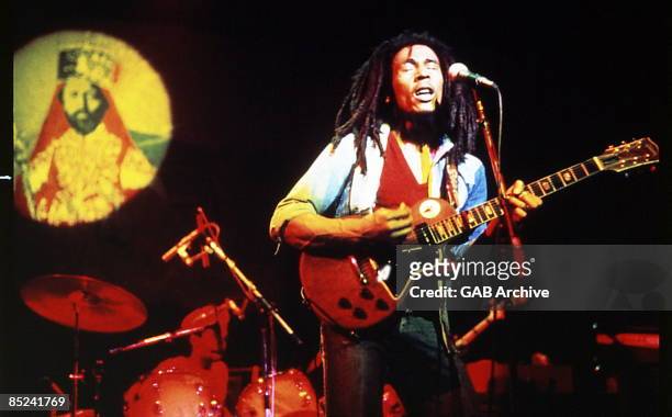 Photo of Bob MARLEY; Bob Marley performing live on stage