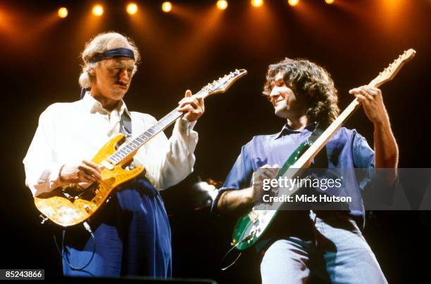 Photo of DIRE STRAITS and Mark KNOPFLER and Phil PALMER, Mark Knopfler & Phil Palmer performing live onstage