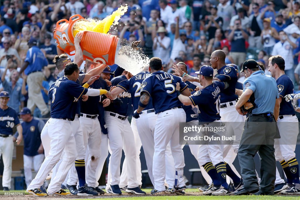 Chicago Cubs v Milwaukee Brewers