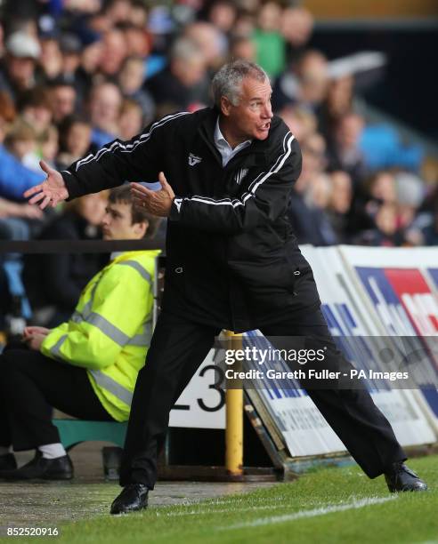Gillingham manager Peter Taylor during the Sky Bet League One match at MEMS Priestfield, Gillingham.