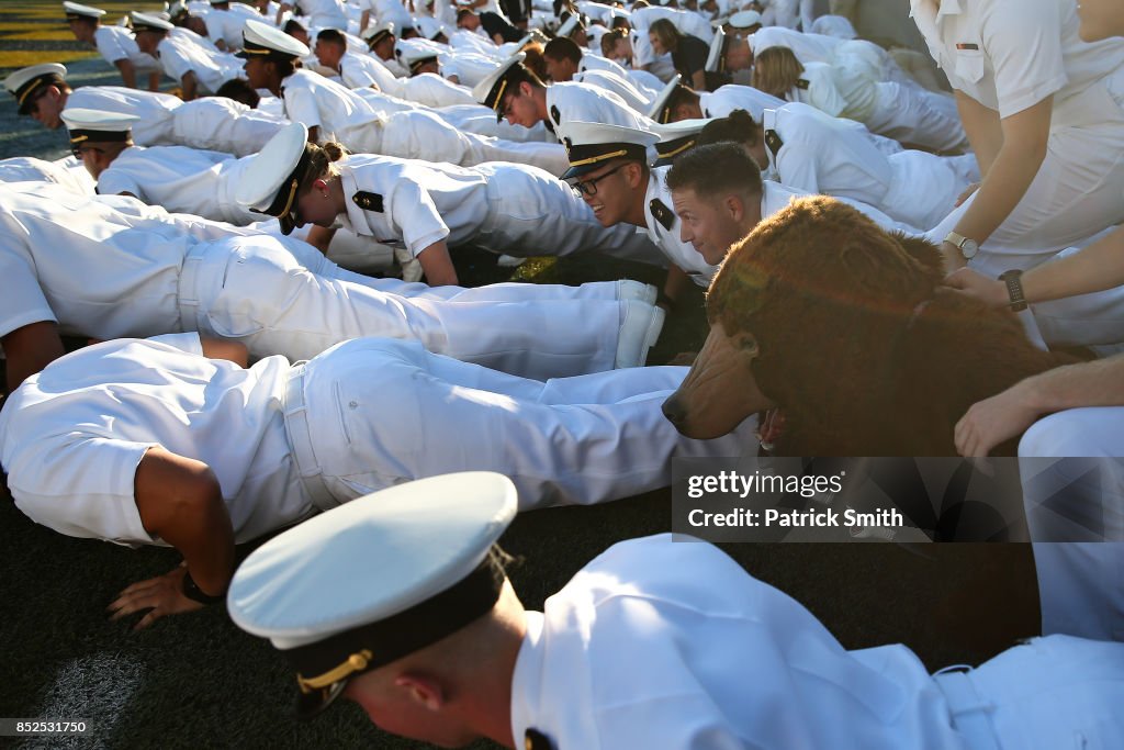 Cincinnati v Navy