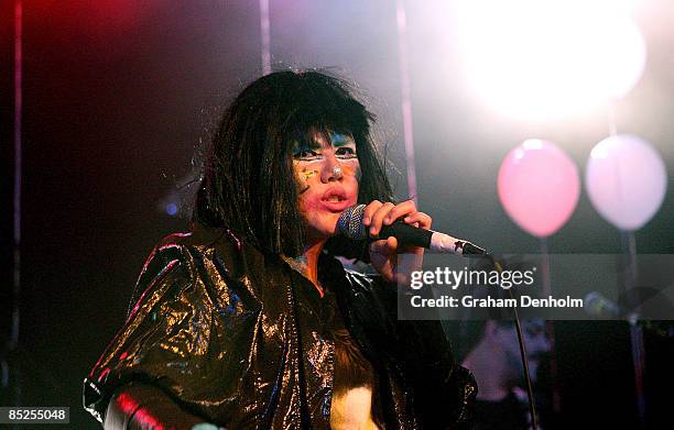 Singer From Css 129 Brazil Css Stock Photos, High-Res Pictures, and Images - Getty Images
