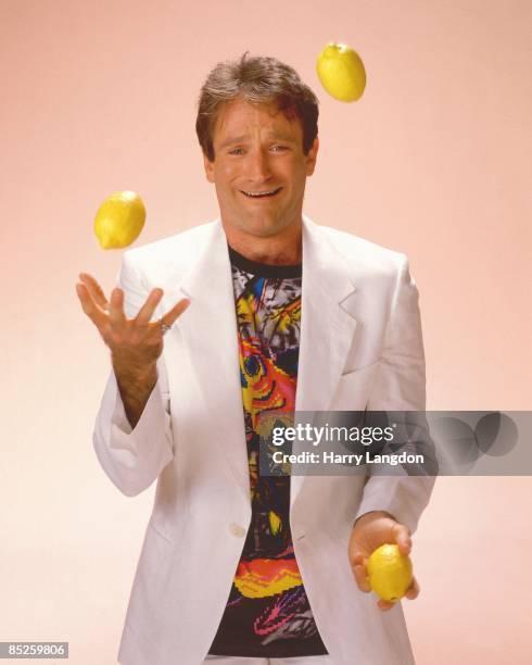 Actor and comedian Robin Williams poses for a portrait circa 1999 in Los Angeles, California.